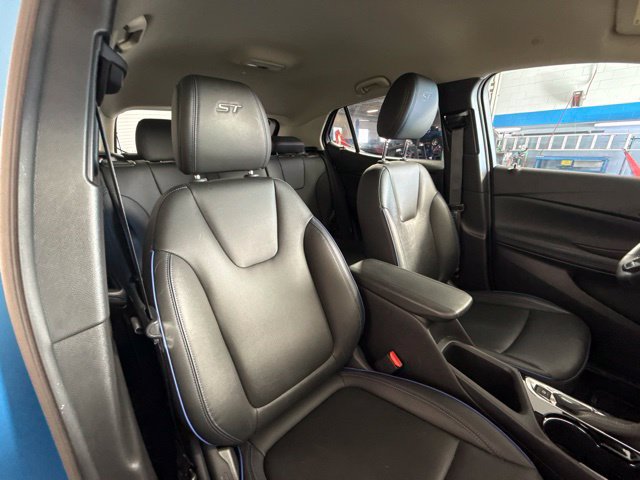 Used 2025 Buick Encore GX Sport Touring FWD image 29