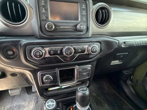 Used 2021 Jeep Wrangler Sport AWD/4WD image 16
