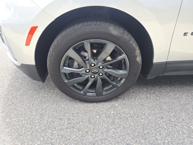 Used 2022 Chevrolet Equinox RS AWD/4WD image 8