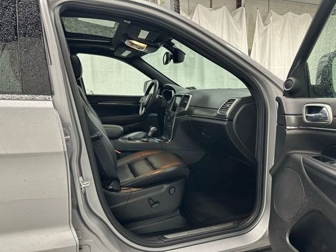 Used 2018 Jeep Grand Cherokee Limited AWD/4WD image 57
