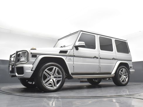 Used 2015 Mercedes-Benz G 63 AMG 4MATIC image 23