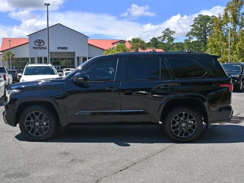 Certified 2025 Toyota Sequoia Platinum AWD/4WD image 2