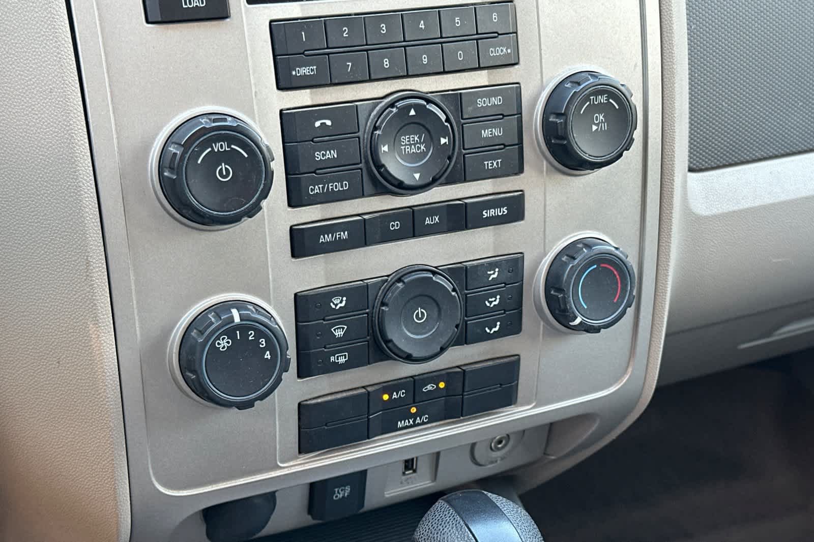 Used 2011 Ford Escape XLT w/ 202A Rapid Spec Order Code FWD image 21