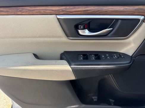 Used 2018 Honda CR-V EX image 17