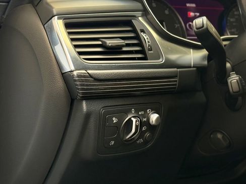 Used 2017 Audi S7 Prestige w/ S7 Sport Package image 19