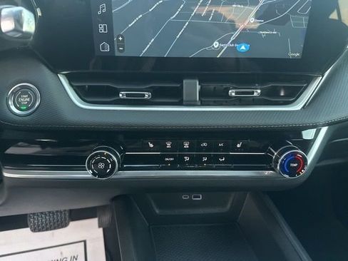 New 2026 Chevrolet Equinox LT image 24