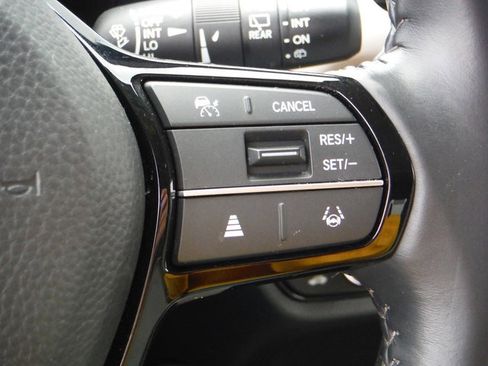 Used 2023 Honda HR-V EX-L image 29