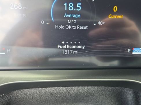 Used 2025 Jeep Grand Cherokee Limited w/ Black Appearance Package image 26