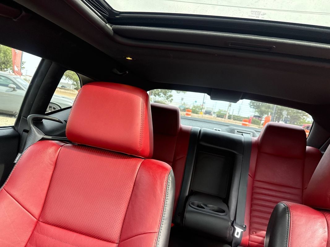 Used 2013 Dodge Challenger R/T RWD image 19