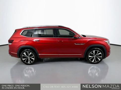 Used 2024 Volkswagen Atlas SEL Premium R-Line AWD/4WD image 5