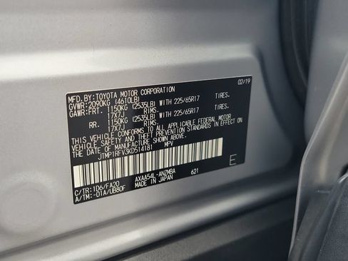 Used 2019 Toyota RAV4 XLE w/ All Weather Liner Package AWD/4WD image 26