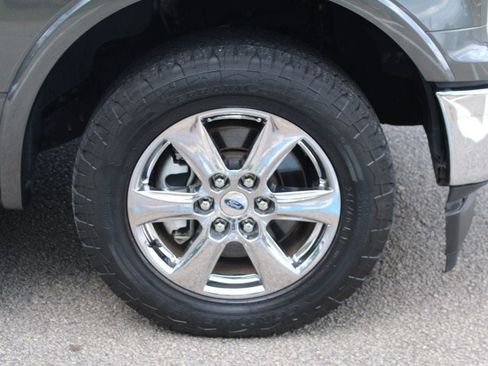 Used 2018 Ford F150 Lariat RWD image 35