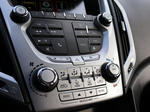 Used 2013 GMC Terrain SLE image 34