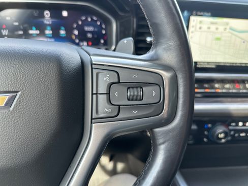 Used 2022 Chevrolet Silverado 1500 LTZ w/ LTZ Premium Package AWD/4WD image 36