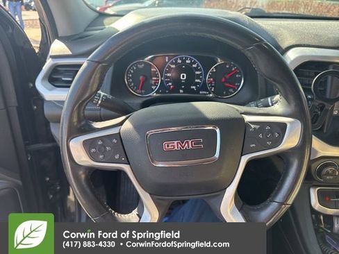 Used 2021 GMC Acadia SLT w/ Technology Package image 16