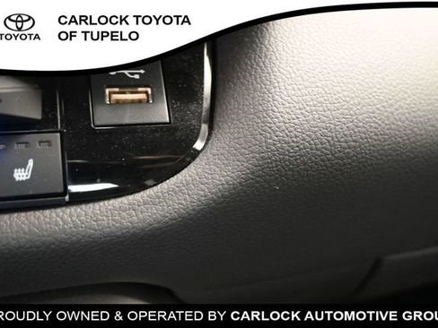 Used 2024 Toyota Tundra Limited AWD/4WD image 13