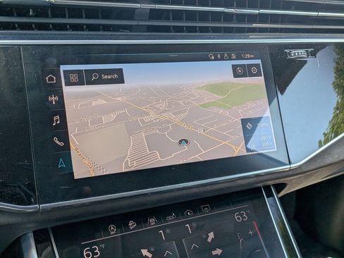 Used 2019 Audi Q8 Premium Plus w/ Premium Plus AWD/4WD image 10