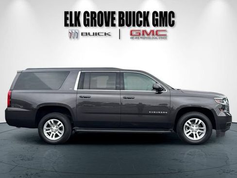 Used 2015 Chevrolet Suburban LT w/ Luxury Package RWD image 3