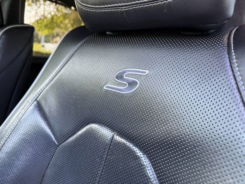 Used 2019 Chrysler Pacifica Limited w/ Advanced Safetytec Group FWD image 43