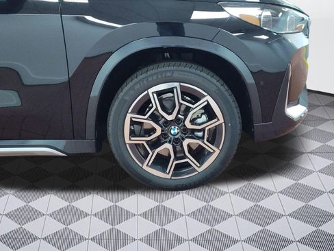 Used 2025 BMW X1 xDrive28i w/ Premium Package image 10