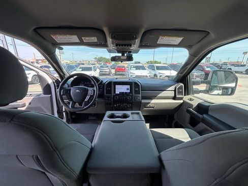 Used 2020 Ford F450 XL w/ STX Appearance Package RWD image 9