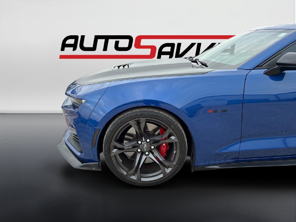 Used 2022 Chevrolet Camaro SS RWD image 9
