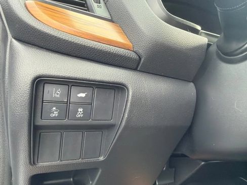 Used 2017 Honda CR-V Touring image 21