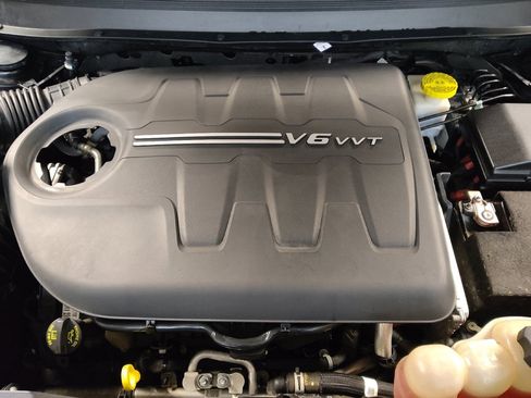 Used 2019 Jeep Cherokee Latitude image 30