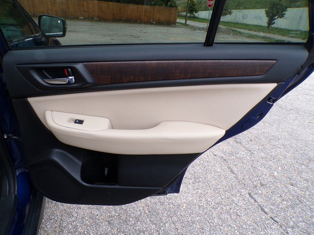 Used 2017 Subaru Outback 2.5i Limited AWD/4WD image 22