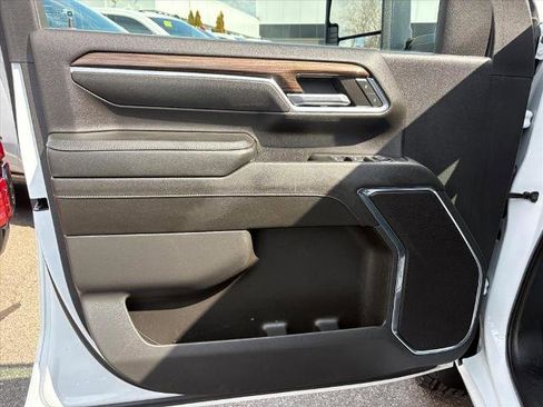 Certified 2024 Chevrolet Silverado 2500 LT image 20