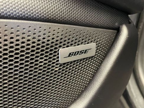 Used 2024 Porsche Taycan 4 Cross Turismo image 21