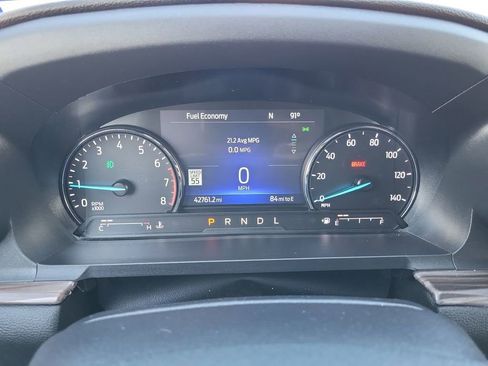 Used 2022 Ford Explorer Limited image 10