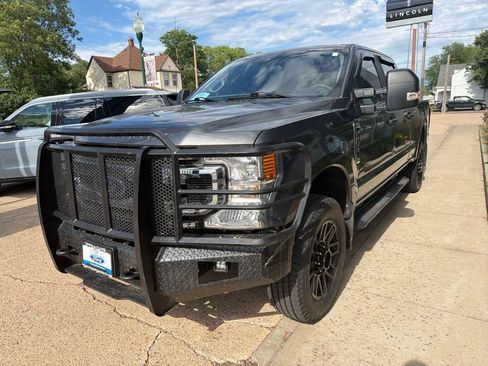 Used 2020 Ford F250 XL w/ STX Appearance Package AWD/4WD image 1