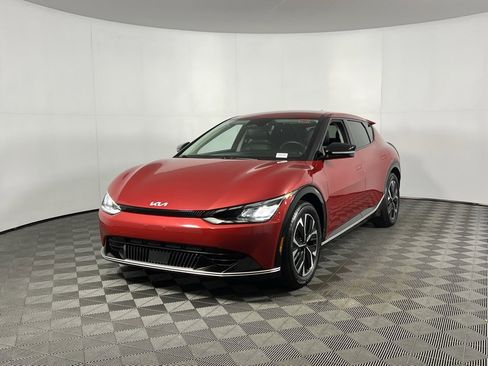 Used 2023 Kia EV6 Wind image 11