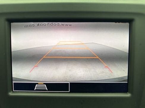 Used 2024 Chevrolet Equinox LT FWD image 16
