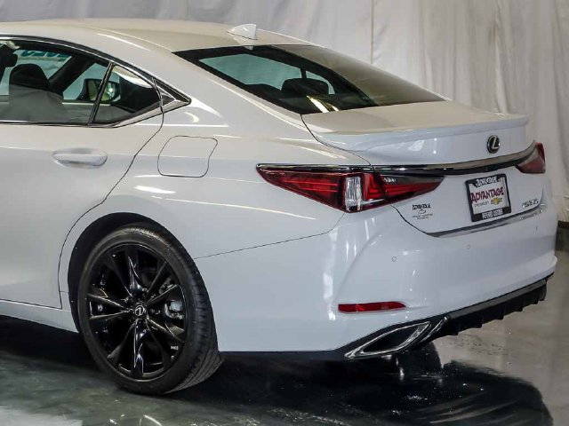 Used 2023 Lexus ES 350 F Sport w/ Accessory Package (Z2) FWD image 10