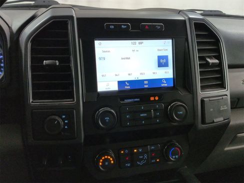 Used 2022 Ford F350 XLT w/ XLT Premium Package image 27