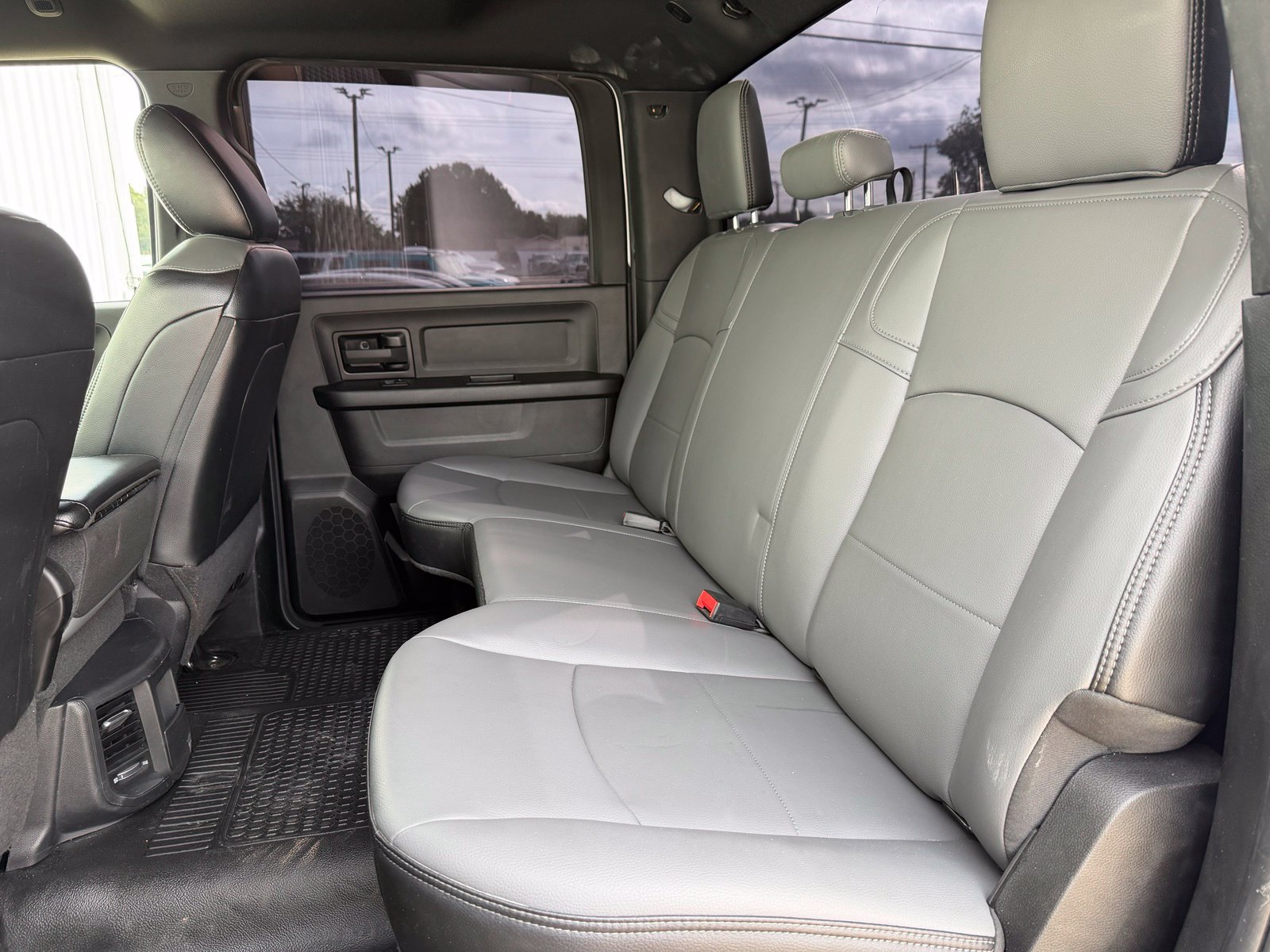 Used 2022 RAM 3500 Tradesman AWD/4WD image 27