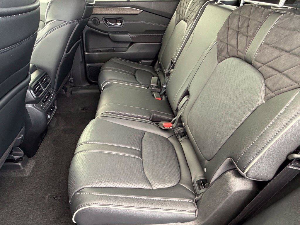 New 2026 Honda Pilot Elite image 16
