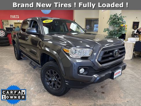 Used 2023 Toyota Tacoma SR5 image 1