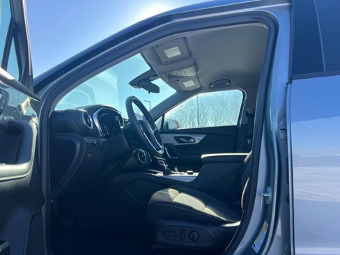 Used 2025 Chevrolet Blazer LT image 22