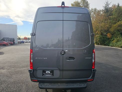 New 2025 Mercedes-Benz Sprinter 2500 image 5