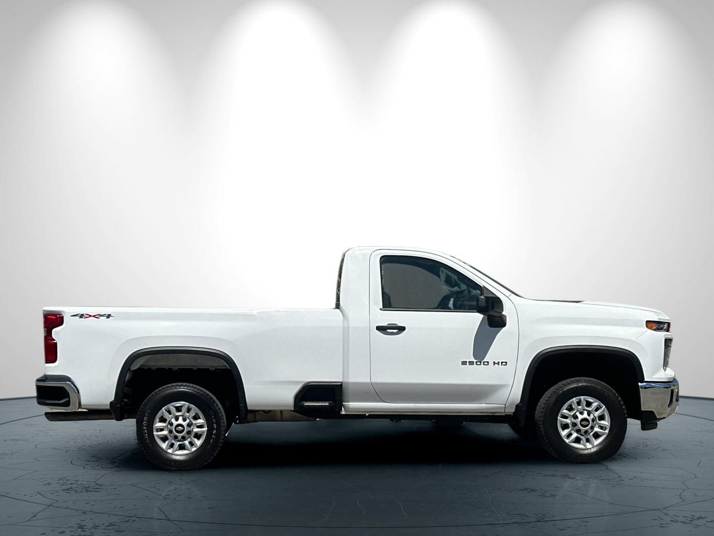 Used 2025 Chevrolet Silverado 2500 W/T w/ WT Convenience Package AWD/4WD image 3