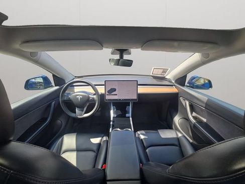 Used 2021 Tesla Model Y Long Range AWD/4WD image 18