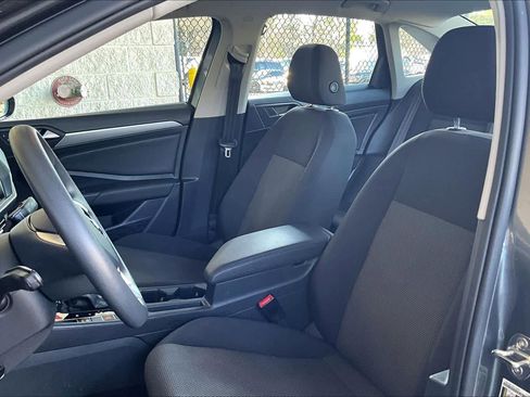 Used 2021 Volkswagen Jetta S w/ Driver Assistance Package image 8