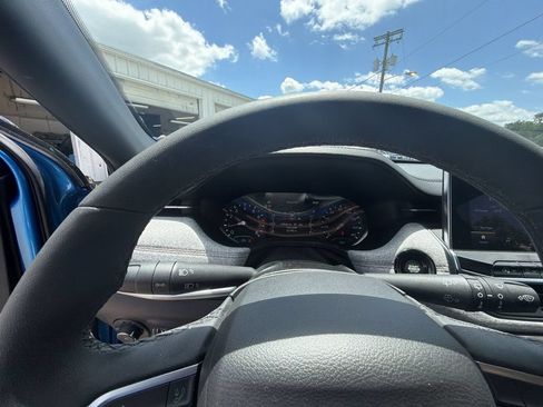 Used 2023 Jeep Compass Latitude AWD/4WD image 15