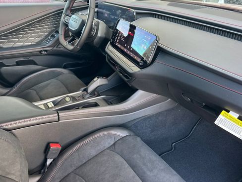 New 2026 Dodge Charger R/T AWD/4WD image 16