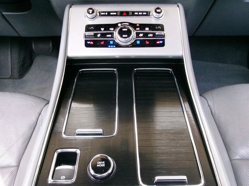 Used 2020 Lincoln Aviator Reserve w/ Equipment Group 201A AWD/4WD image 40