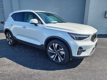 Certified 2024 Volvo XC40 B5 Ultimate w/ Protection Package Premier