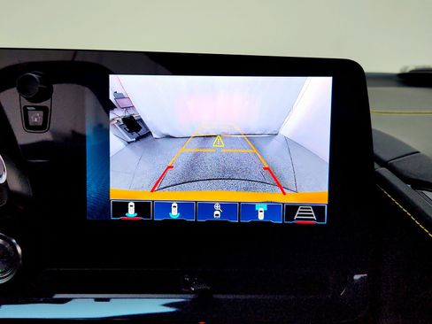 Used 2025 Chevrolet Corvette Stingray Premium Conv w/ Z51 Performance Package image 15